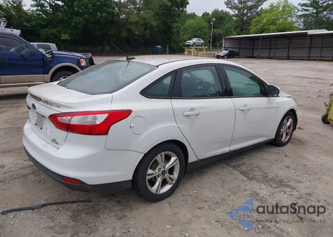 2014 Ford Focus Se z USA, uszkodzony, nr VIN 1FADP3F25EL277813
